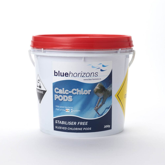 White plastic bucket with red lid, labeled ’bluehorizons calc-chlor pods’ for pool chlorine treatment.