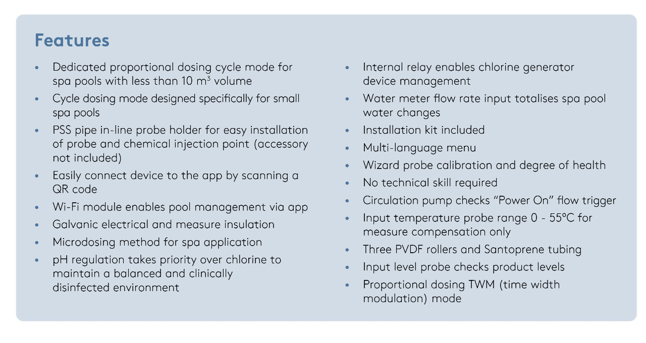 The image displays a list of features for an automated spa pool management system, highlighting its technical specifications and user-friendly design.